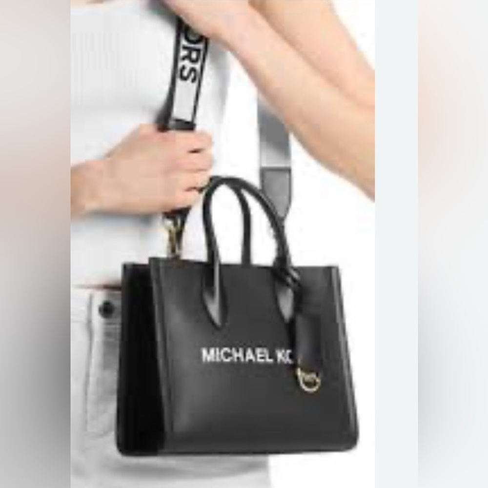 Michael Kors Black Crossbody Handbag - Picture 3 of 7